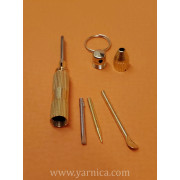 Инструмент в наборе (игра, 2 отвертки, ложка), брелок